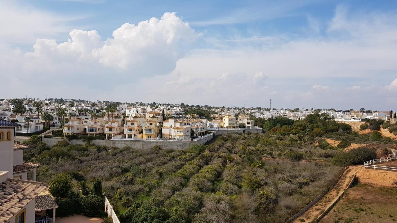 3 Bdr House Near La Zenia Private Lounge Terraces, Fire Places, Bbq, Kitchen, Parking * Orihuela