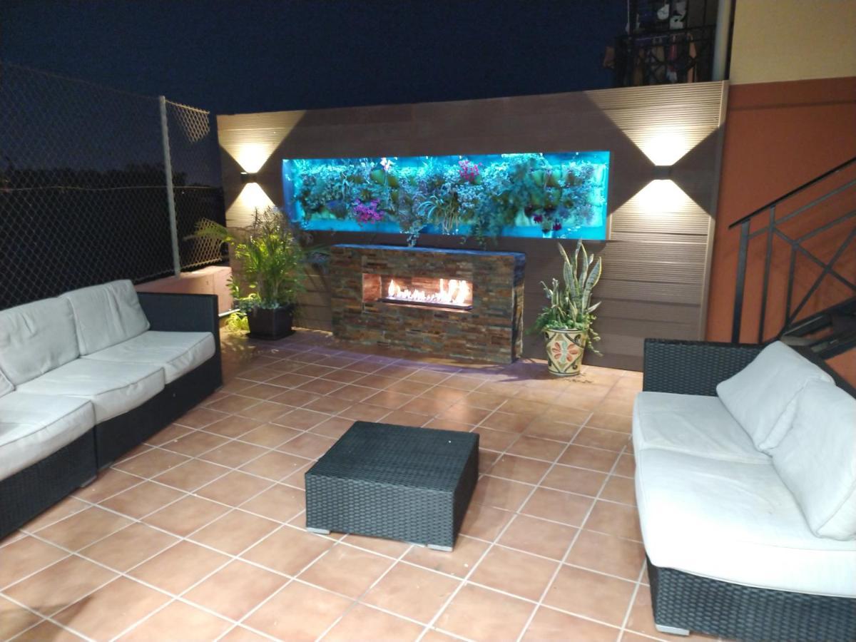 3 Bdr House Near La Zenia Private Lounge Terraces, Fire Places, Bbq, Kitchen, Parking * Orihuela