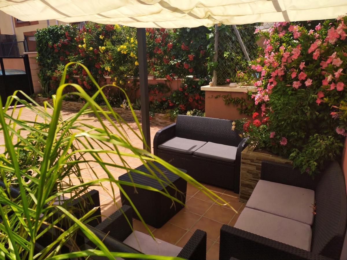 3 Bdr House Near La Zenia Private Lounge Terraces, Fire Places, Bbq, Kitchen, Parking Orihuela