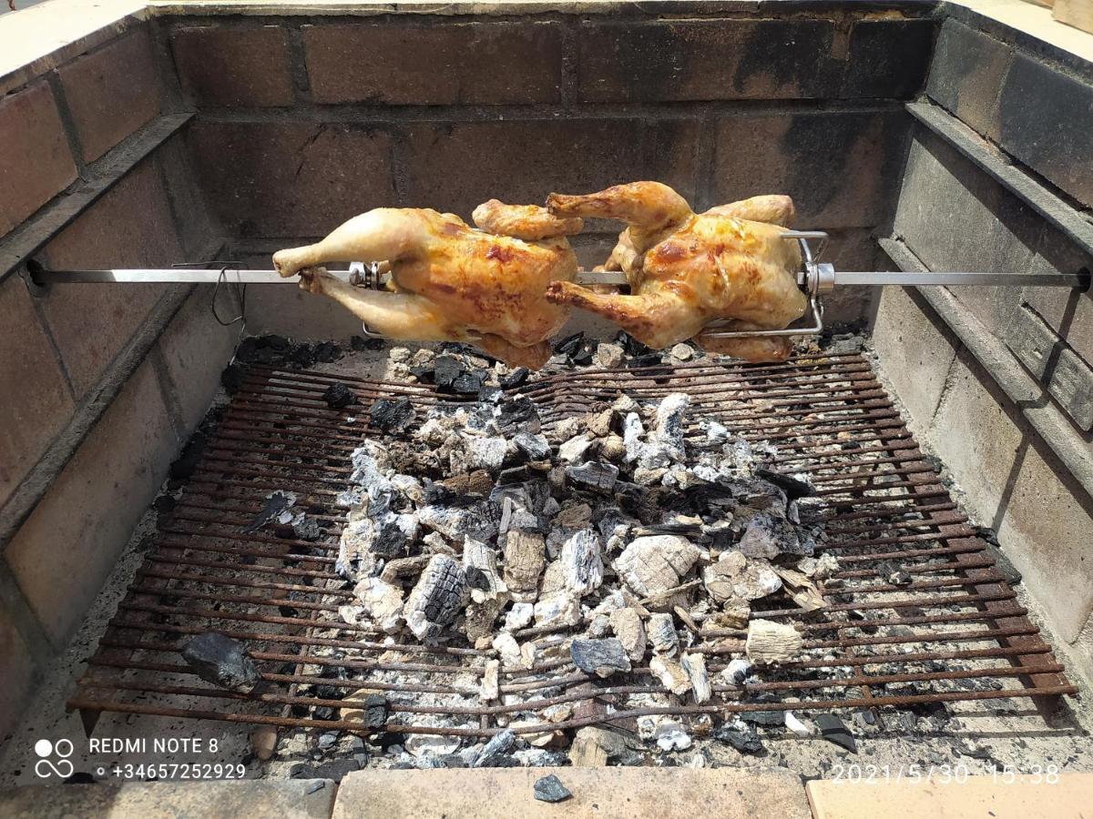 3 Bdr House Near La Zenia Private Lounge Terraces, Fire Places, Bbq, Kitchen, Parking *