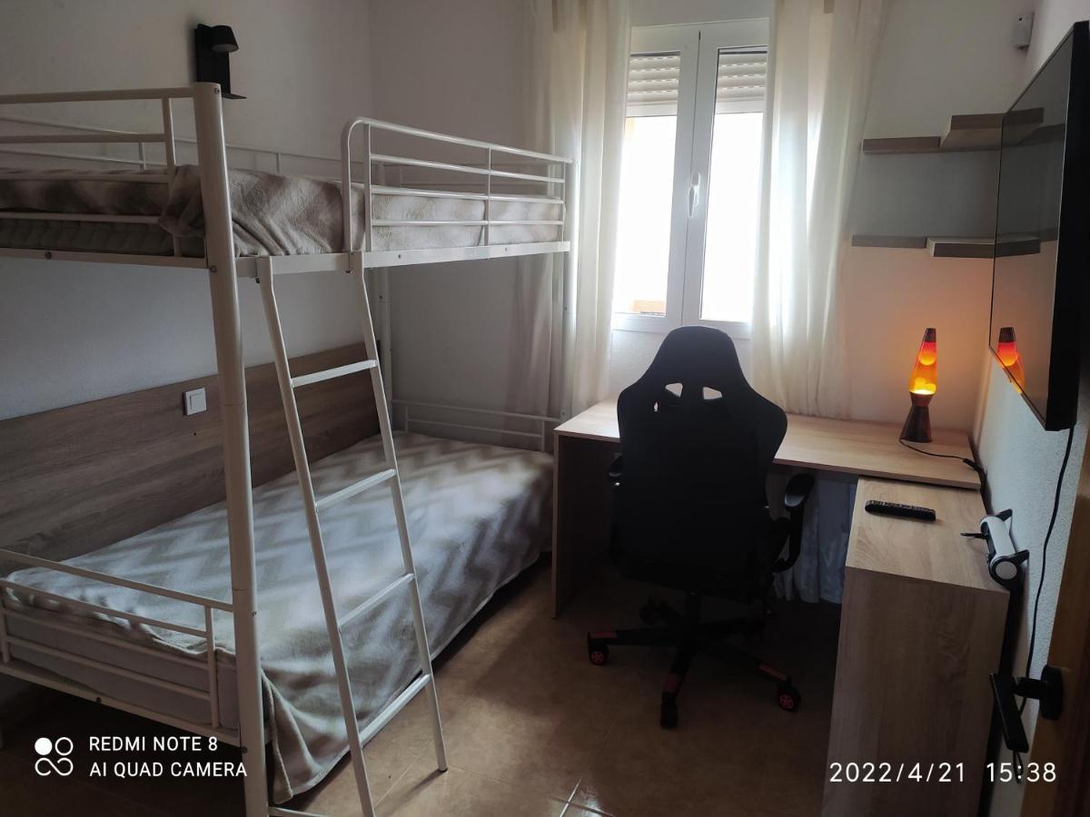 Vakantiehuis 3 Bdr House Near La Zenia Private Lounge Terraces, Fire Places, Bbq, Kitchen, Parking *