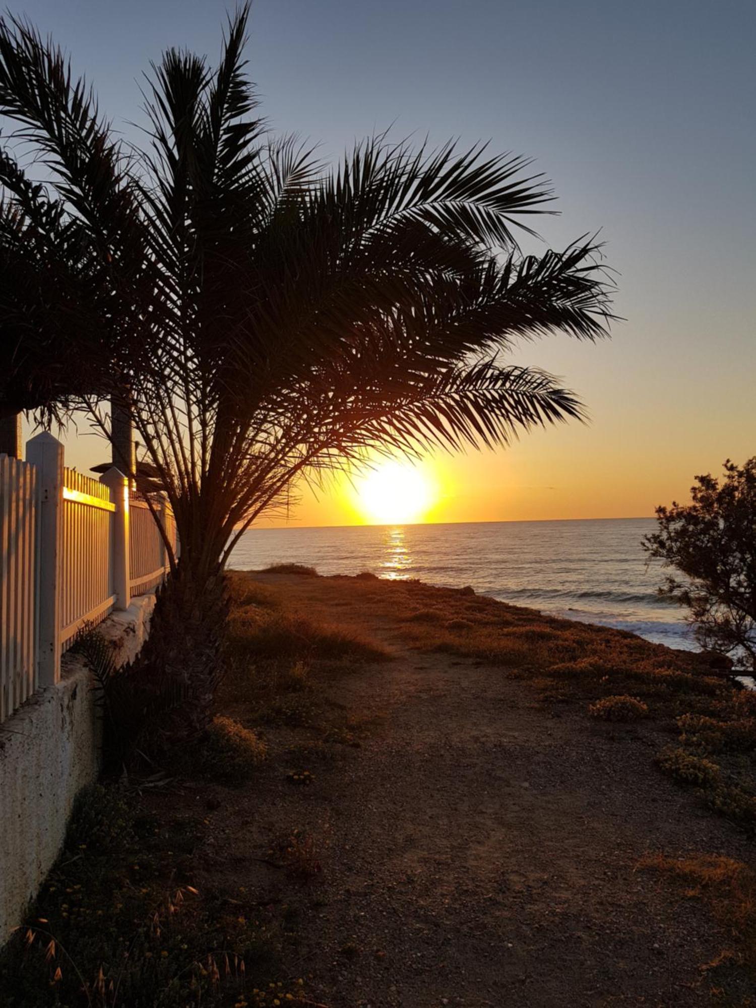 3 Bdr House Near La Zenia Private Lounge Terraces, Fire Places, Bbq, Kitchen, Parking Ferienhaus