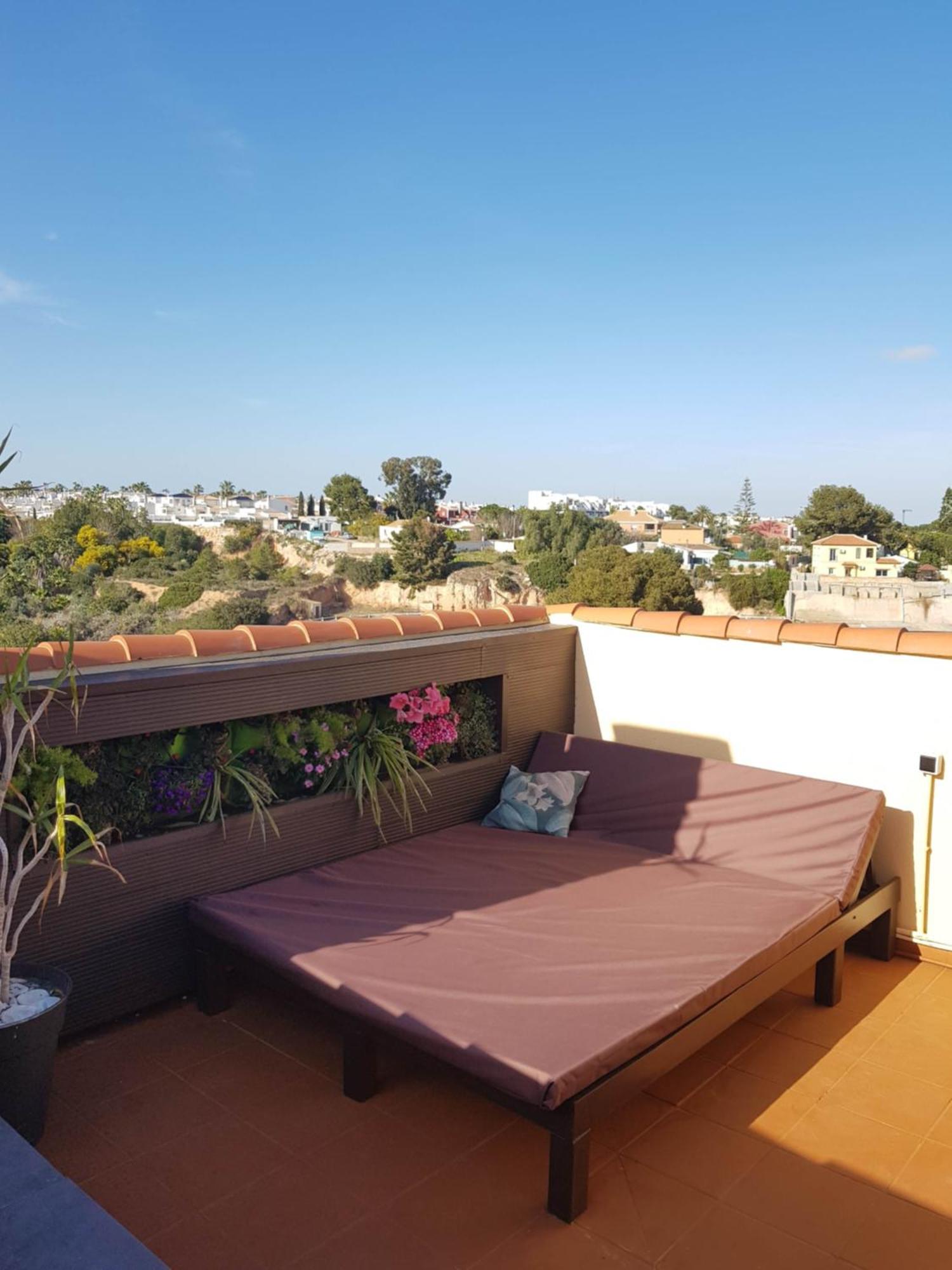 Vakantiehuis 3 Bdr House Near La Zenia Private Lounge Terraces, Fire Places, Bbq, Kitchen, Parking