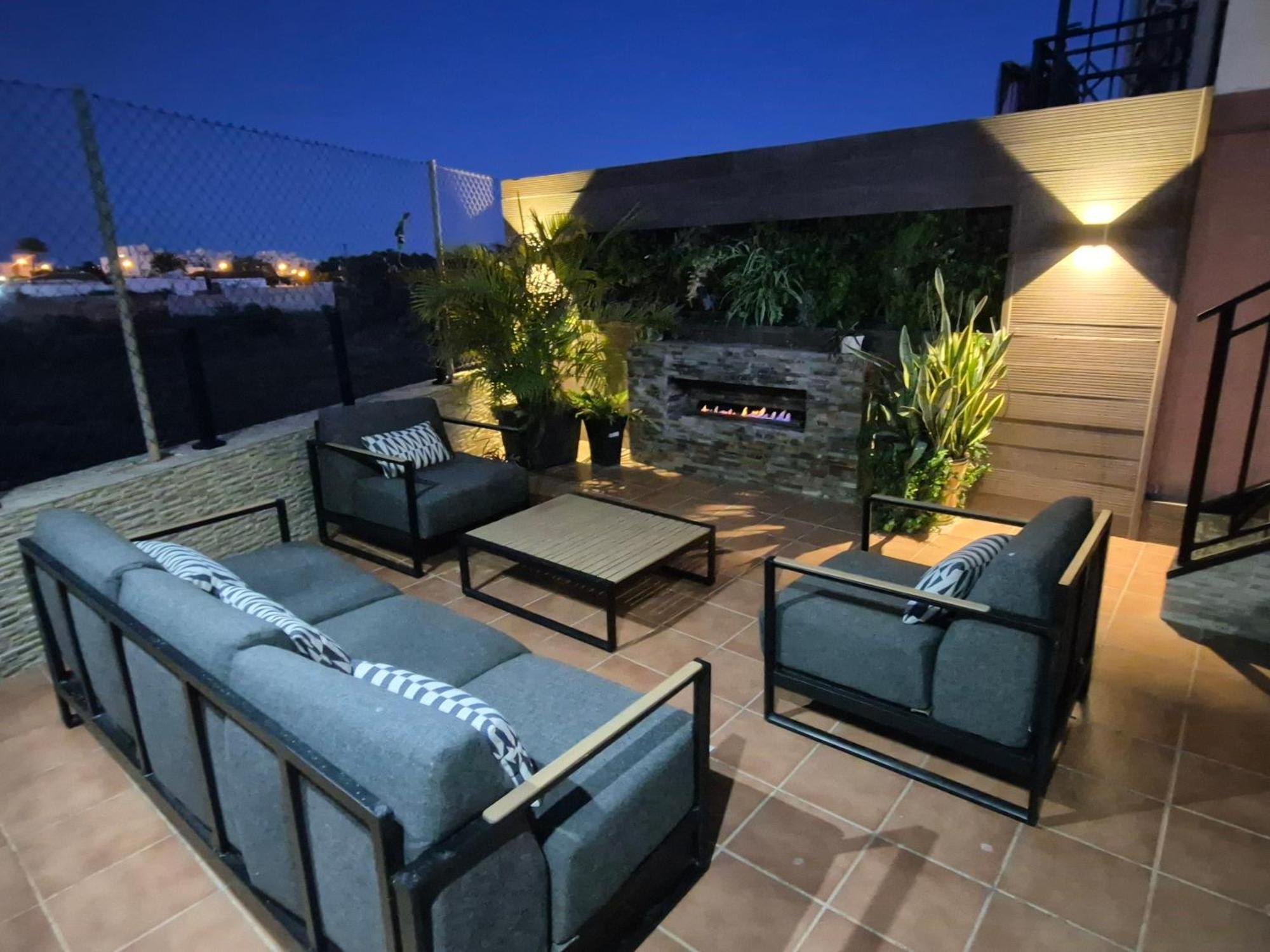 3 Bdr House Near La Zenia Private Lounge Terraces, Fire Places, Bbq, Kitchen, Parking *