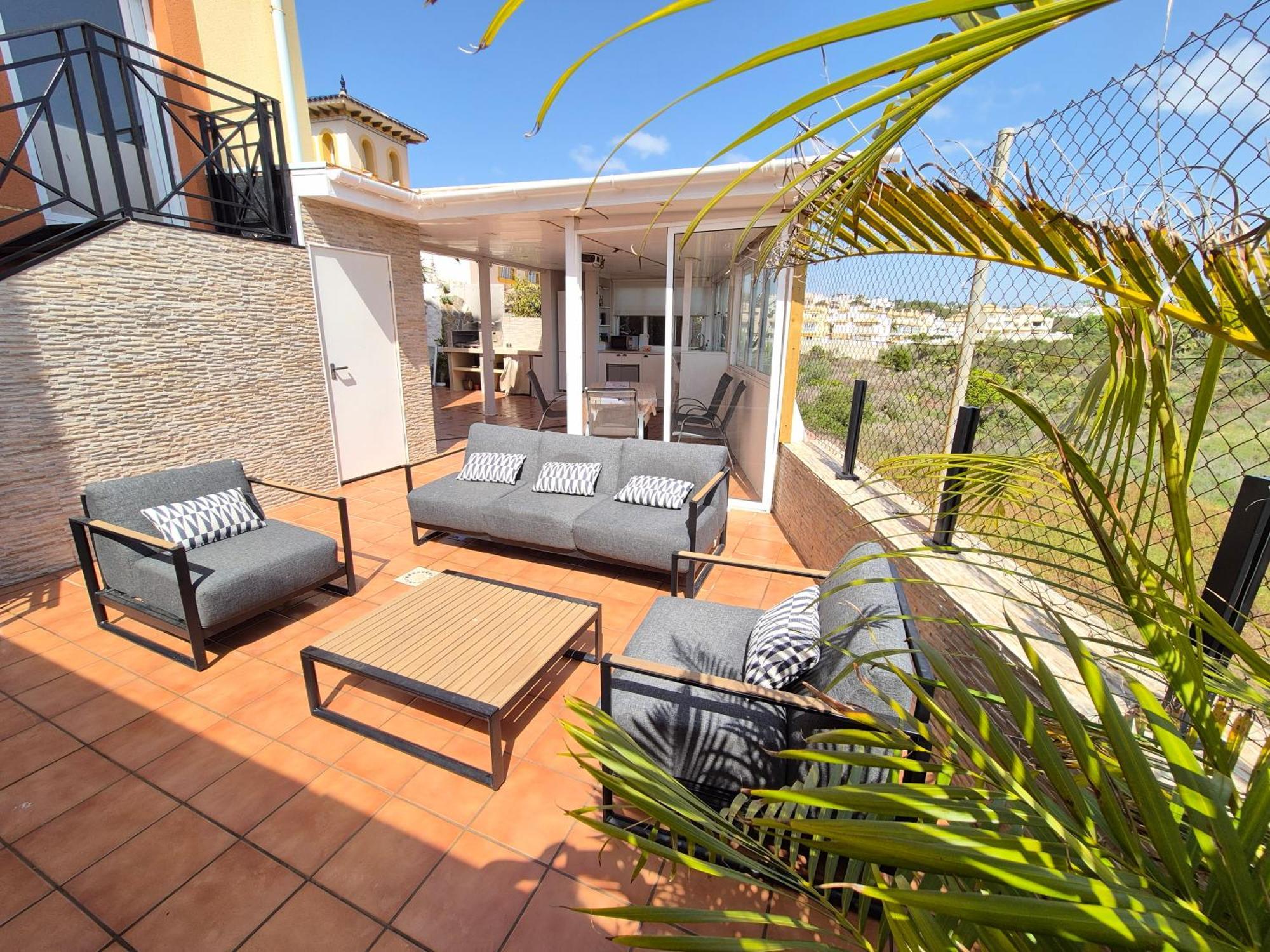Vakantiehuis 3 Bdr House Near La Zenia Private Lounge Terraces, Fire Places, Bbq, Kitchen, Parking *