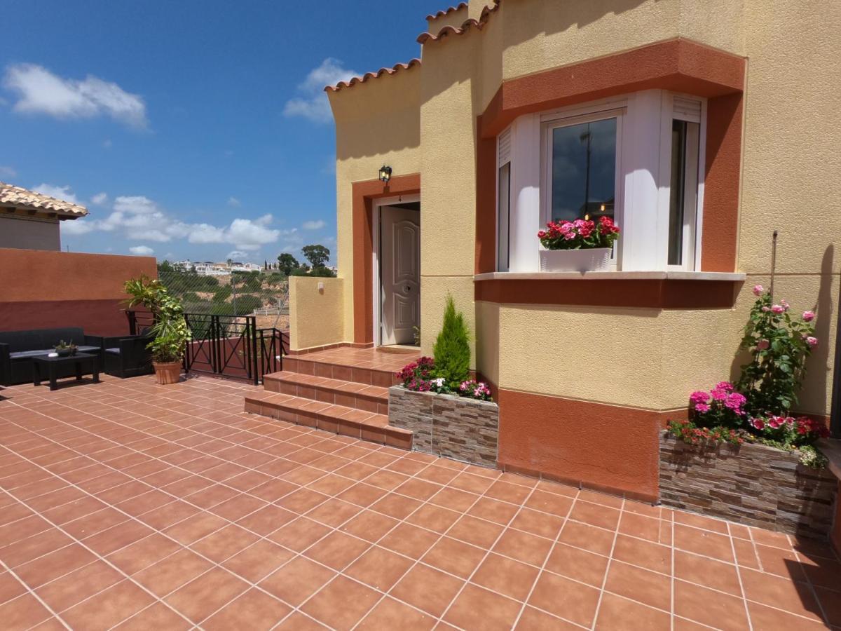 3 Bdr House Near La Zenia Private Lounge Terraces, Fire Places, Bbq, Kitchen, Parking Ferienhaus *