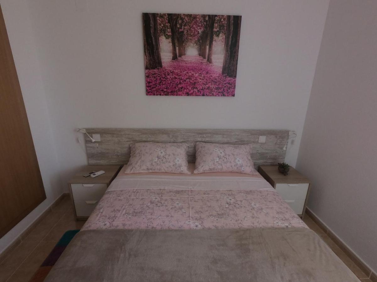 3 Bdr House Near La Zenia Private Lounge Terraces, Fire Places, Bbq, Kitchen, Parking Ferienhaus Orihuela