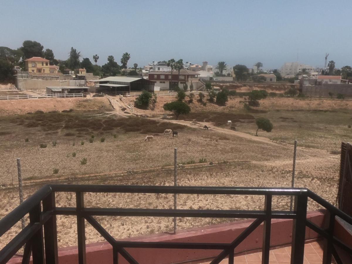 Vakantiehuis 3 Bdr House Near La Zenia Private Lounge Terraces, Fire Places, Bbq, Kitchen, Parking *
